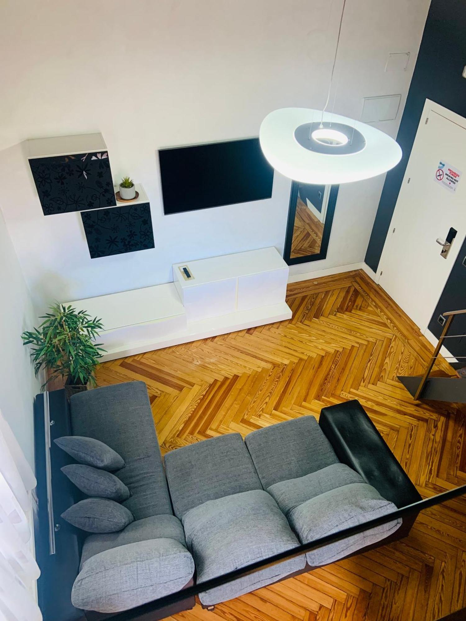 Deluxe Attic Terrace,1542746047:JPEG
