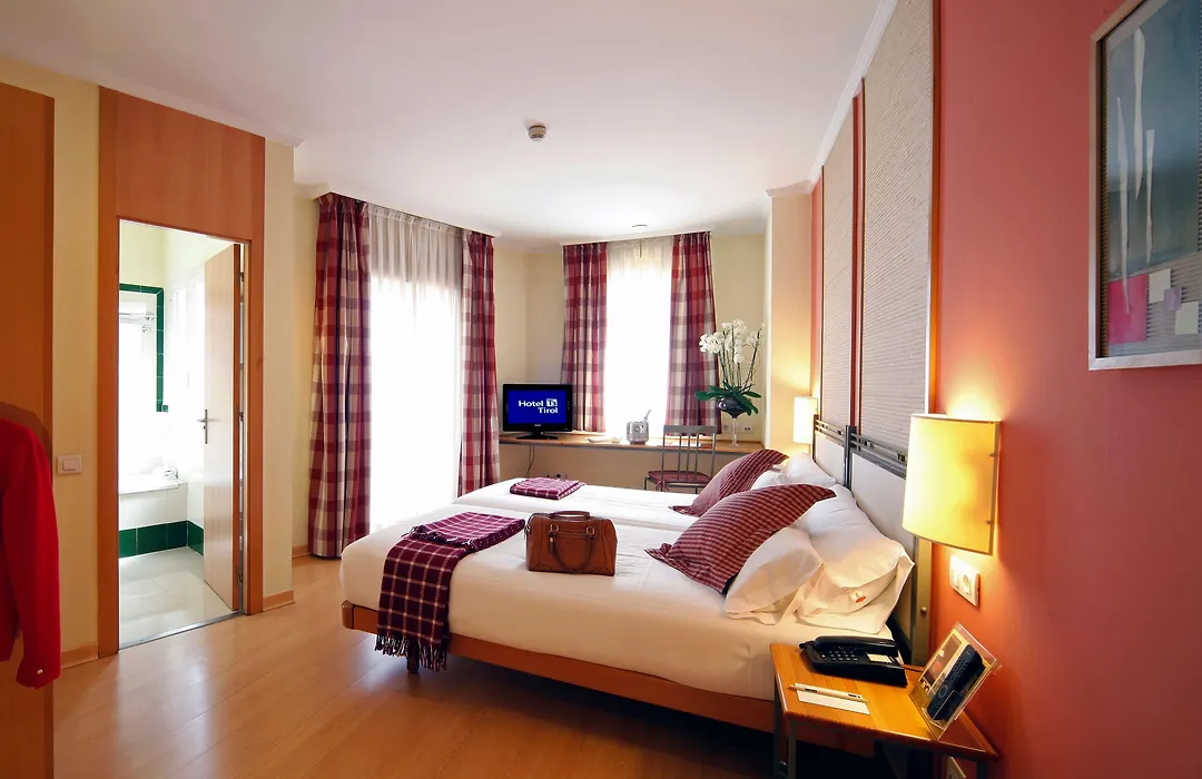 Hotel Indigo Madrid - Princesa By Ihg-1