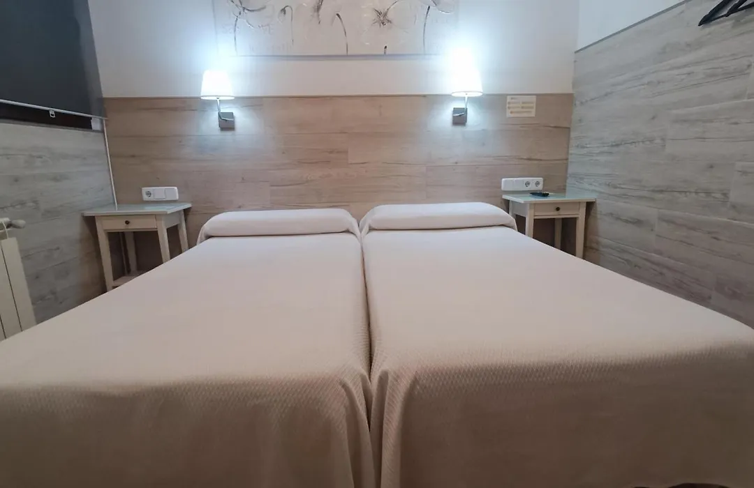 Hostal Maria Ronda-1