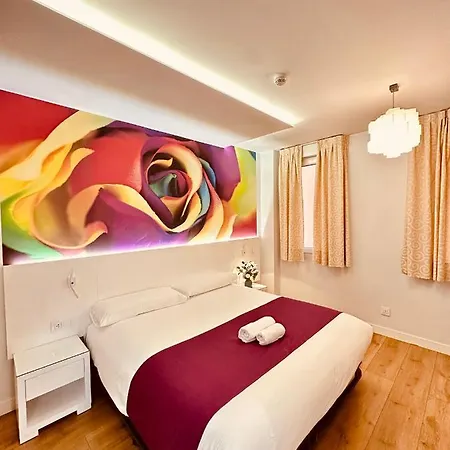 Hostal Sol Square Madrid-3