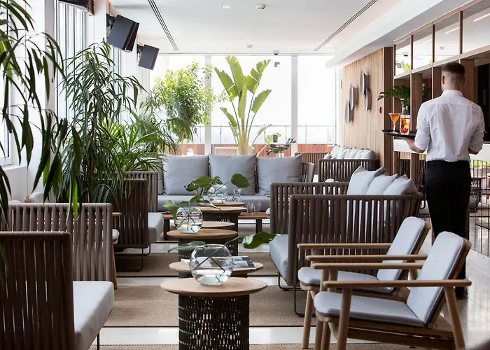 5 sterren hotel: Me Madrid Reina Victoria By Melia