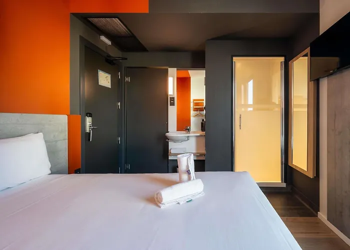 Pet Friendly hotel: Ibis Budget Madrid Centro Lavapies
