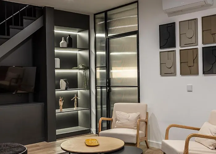 Queen's Plaza España Boutique - Alojamiento Corta