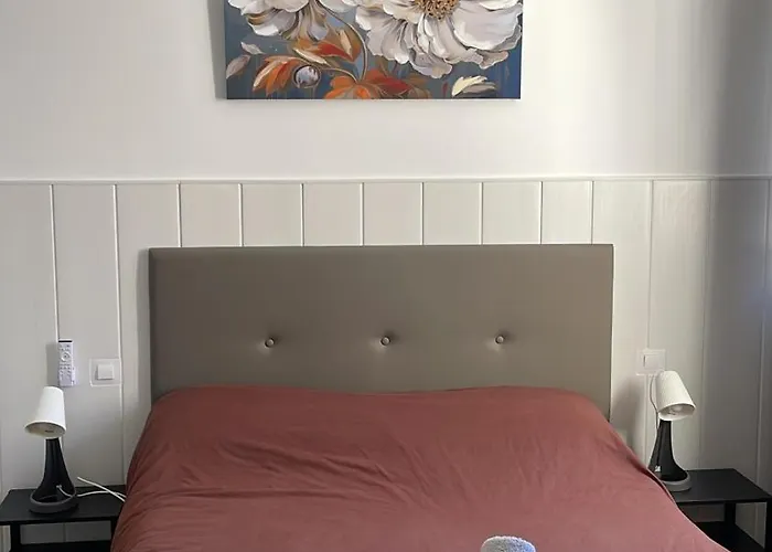 Ri Hostels