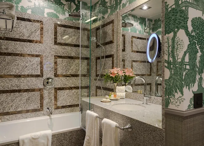 Relais & Chateaux Heritage