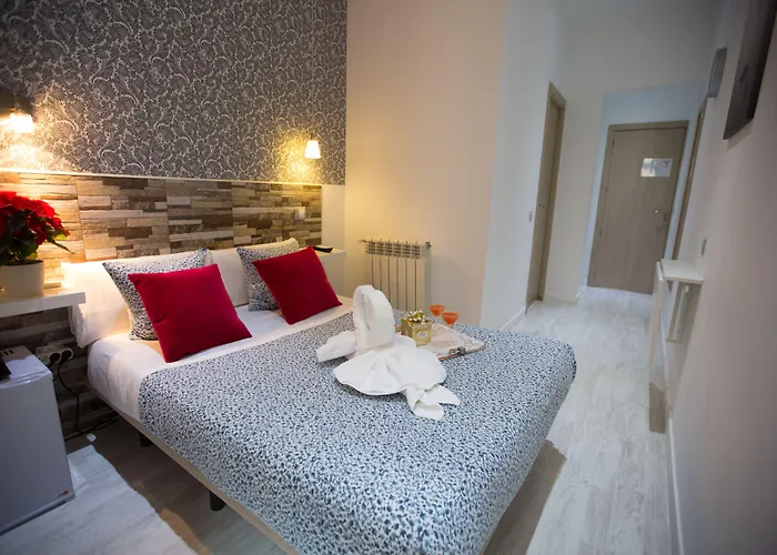 Hostal Adis